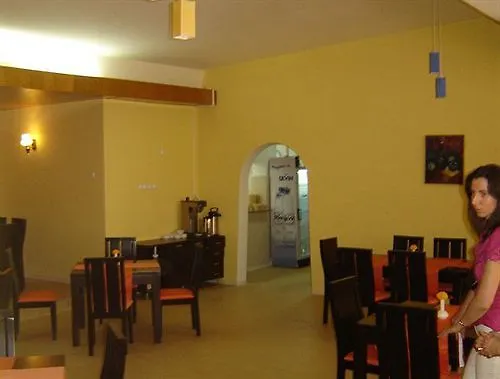 Vezhen Hotel - Free Parking 金沙
